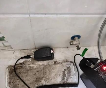 和县屋顶漏水维修公司分享下卫生间漏水的危害及解决方法